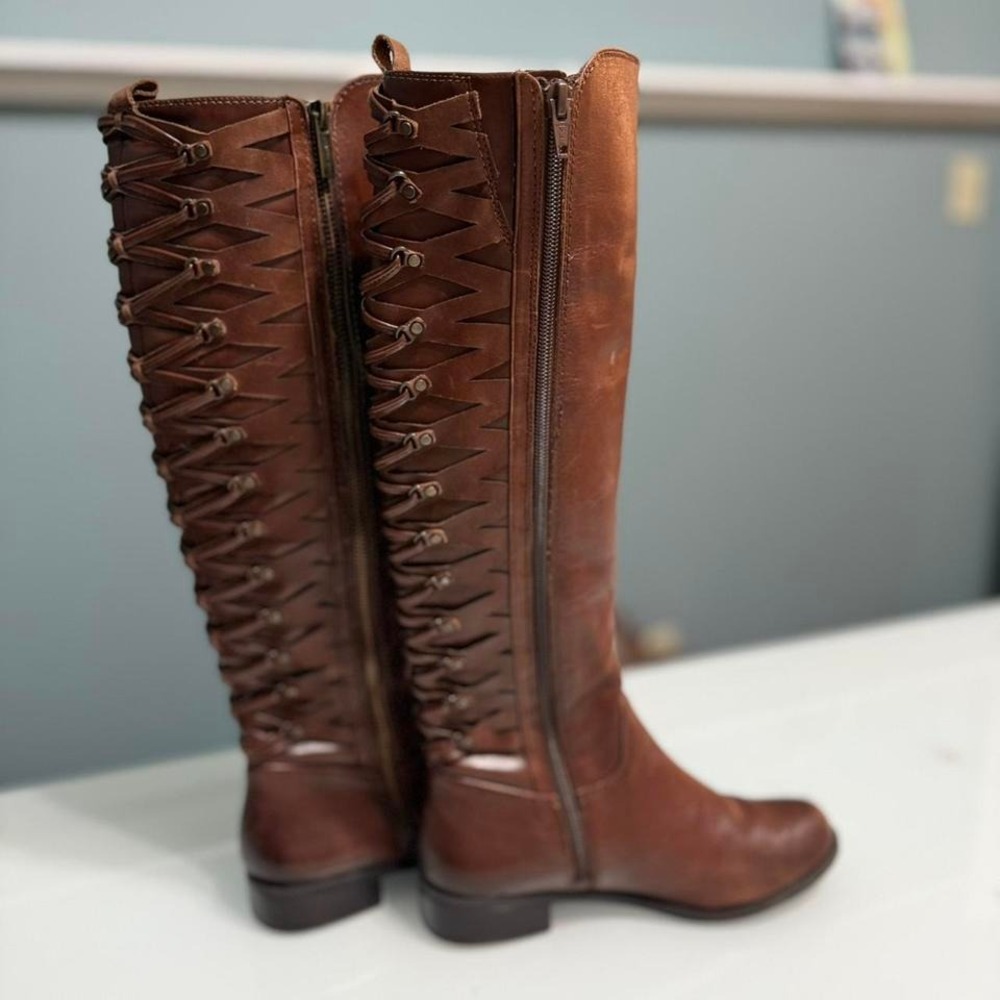 🤎 Gianni Bini Cognac Brown Leather Lace-Up Riding Boots‎ – Size 6
